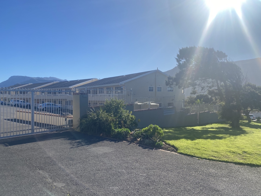 2 Bedroom Property for Sale in Fish Hoek Western Cape